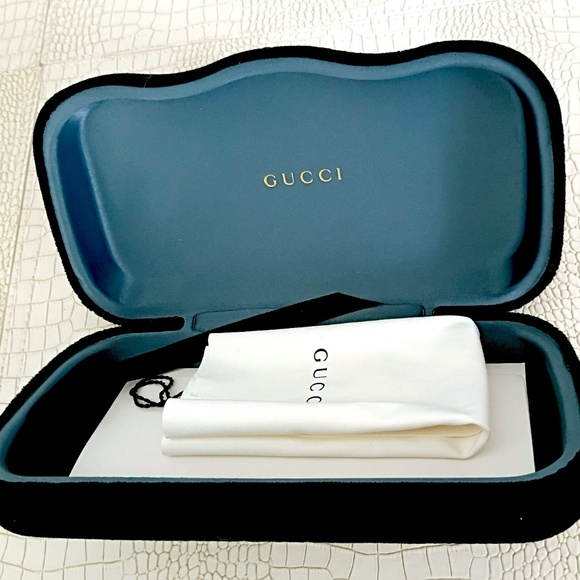 Rare  New Gucci Jumbo Sized Glass Case See Photos for size. - Picture 3 of 11